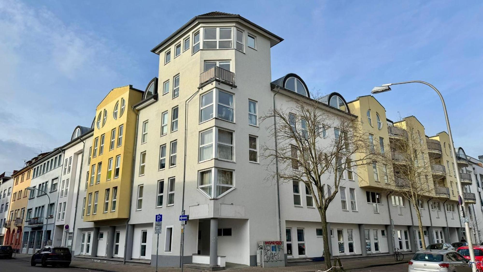 Zentrumnah Inklusive Parkplatz Jungle-Suite By Rentigo - Ruheoase Im Herzen Von Saarbruecken! エクステリア 写真